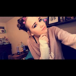 Meet your Posher, Britney